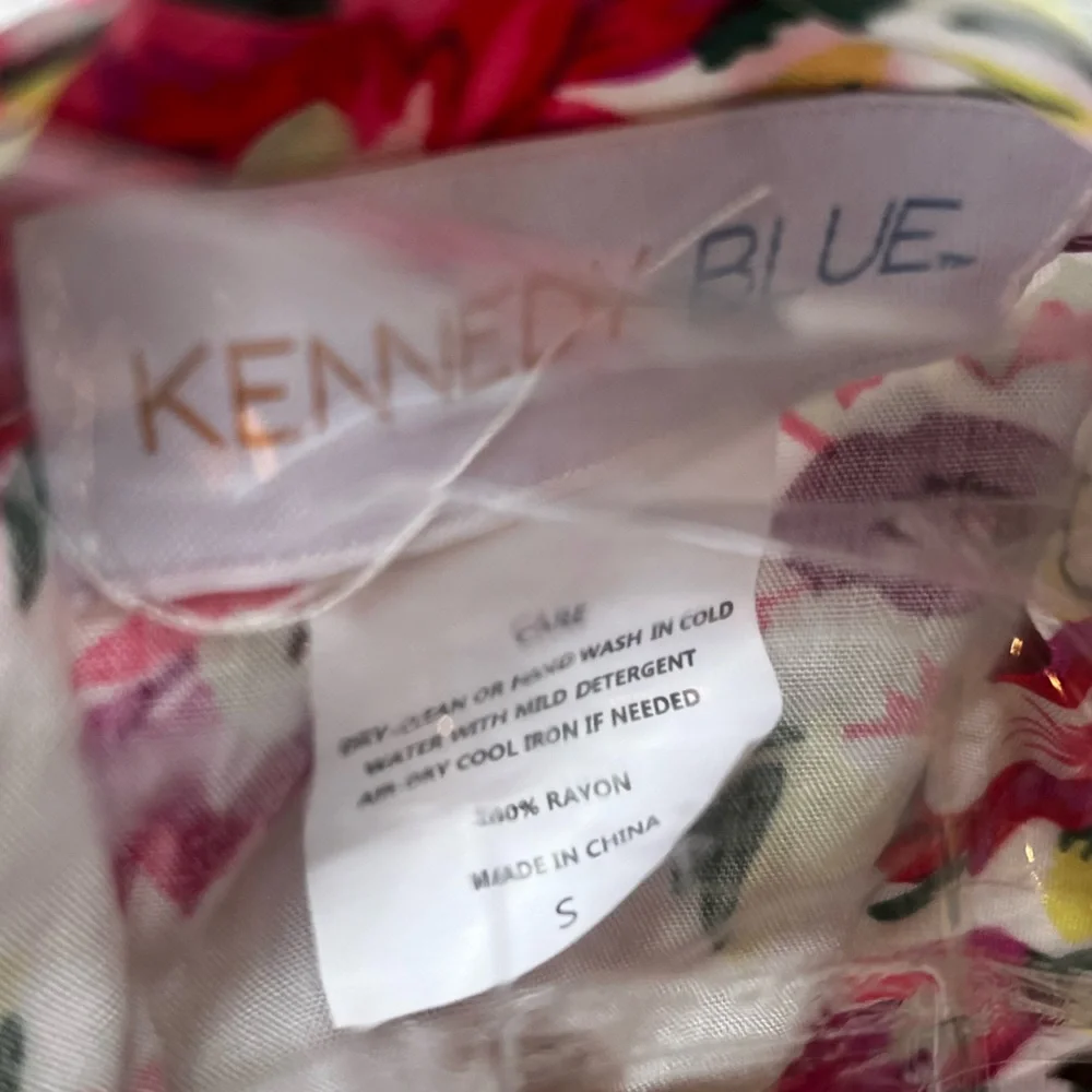 NWT Kennedy Blue Floral Bridesmaid Robe - White Bride